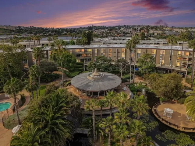 MLS: PTP2603585 Condo For Sale