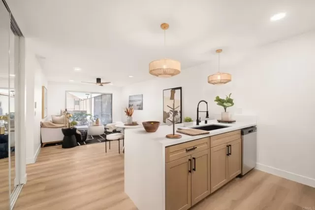 MLS: PTP2603601 Condo For Sale