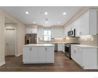 Photo #2: PTP2603615 Listing 