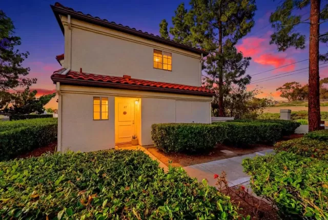 MLS: PTP2603658 Condo For Sale