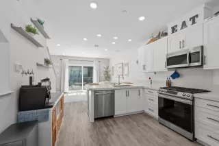 Photo #6: PTP2603678 Listing