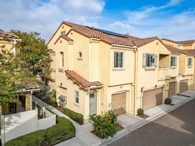 MLS: PTP2603692 Condo For Sale