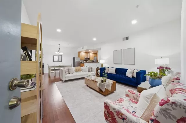 MLS: PTP2603722 Condo For Sale