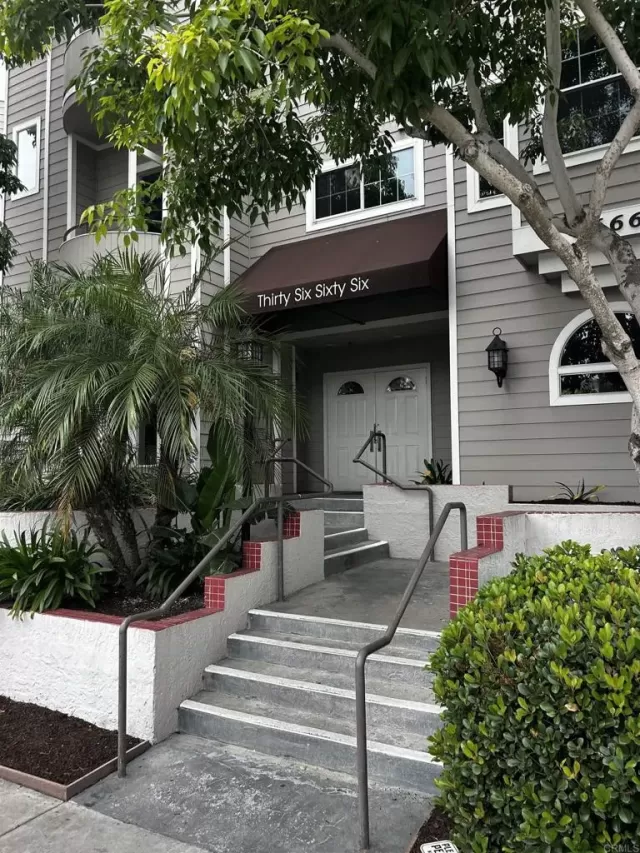 MLS: PTP2603768 Condo For Sale