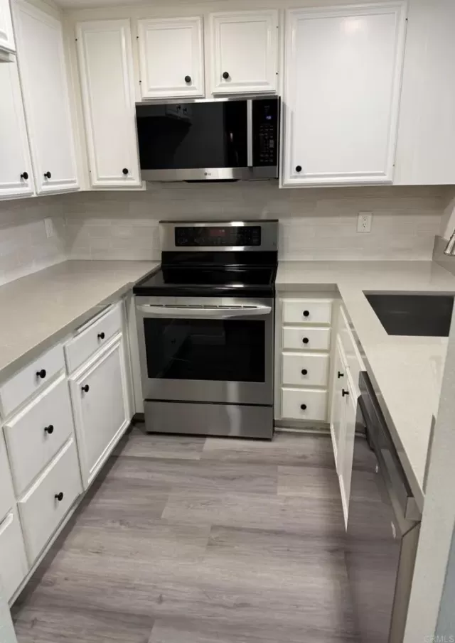 MLS: PTP2603776 Condo For Sale