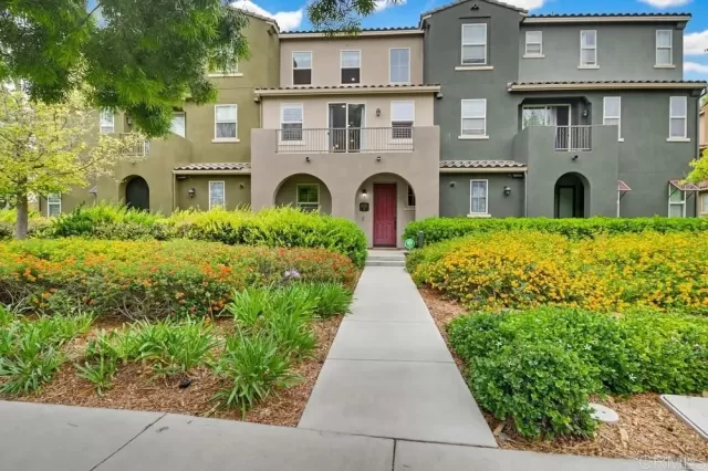 MLS: PTP2603780 Condo For Sale