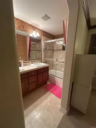 Photo #5: PTP2603814 Listing
