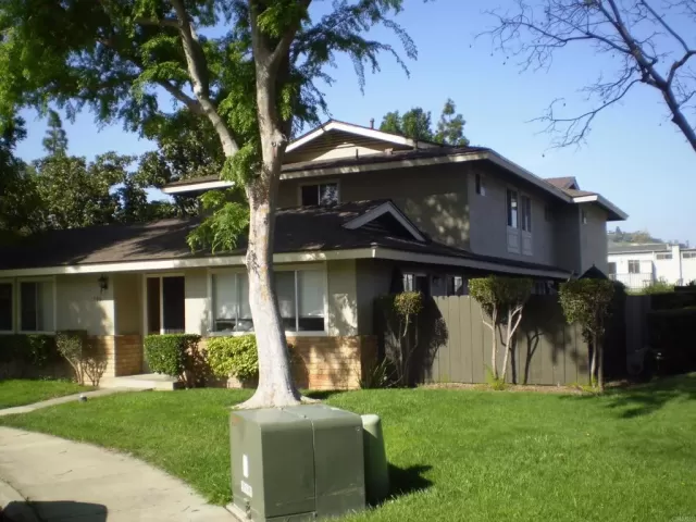 MLS: PTP2603817 Condo For Sale