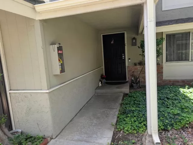 MLS: PTP2603820 Condo For Sale