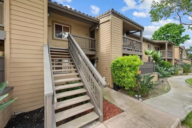 MLS: PTP2603827 Condo For Sale