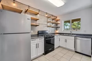 Photo #1: PTP2603829 Listing