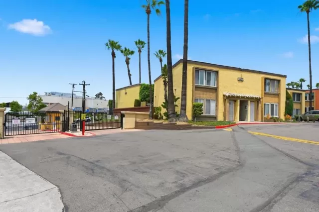 MLS: PTP2603845 Condo For Sale
