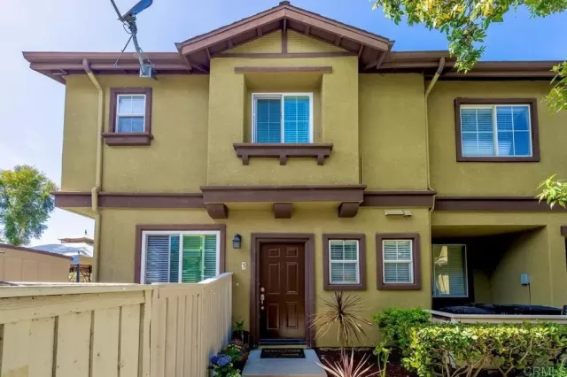 MLS: PTP2603900 Condo For Sale