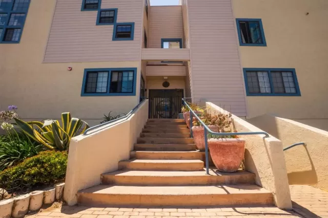 MLS: PTP2603986 Condo For Sale