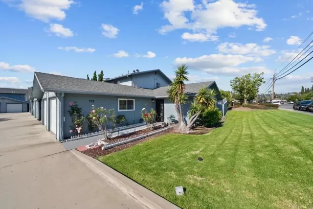 MLS: PTP2603990 Condo For Sale