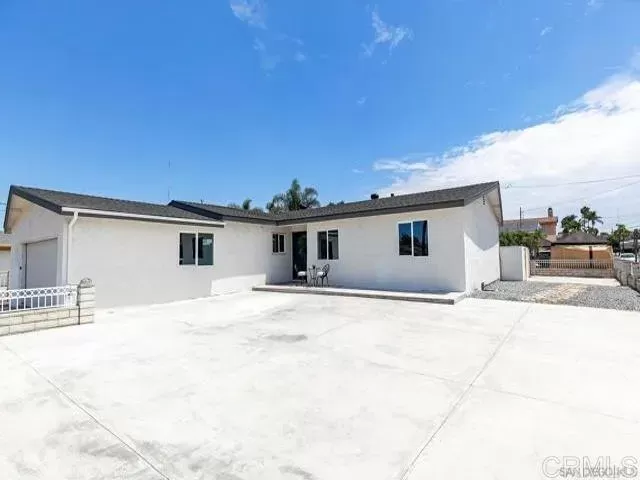 MLS: PTP2604109 Condo For Sale