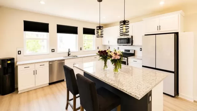 MLS: PTP2604115 Condo For Sale