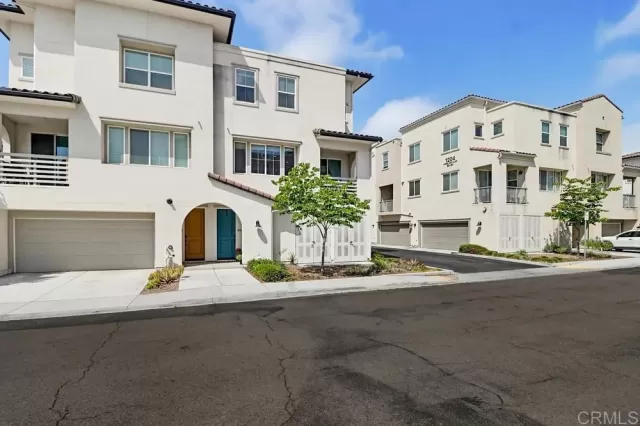 MLS: PTP2604219 Condo For Sale
