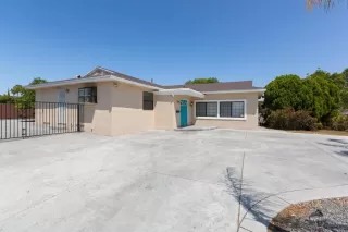 Photo #2: PTP2604418 Listing