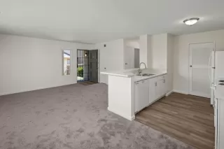 Photo #3: PTP2604461 Listing