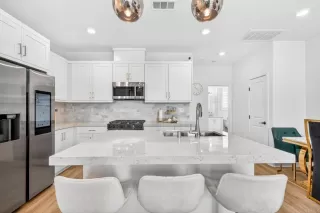 Photo #1: PTP2604468 Listing