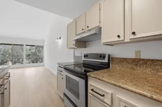 Photo #6: PTP2604477 Listing