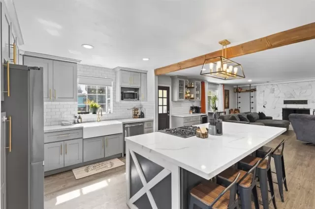 MLS: PTP2604498 Condo For Sale