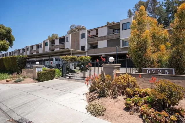 MLS: PTP2604503 Condo For Sale