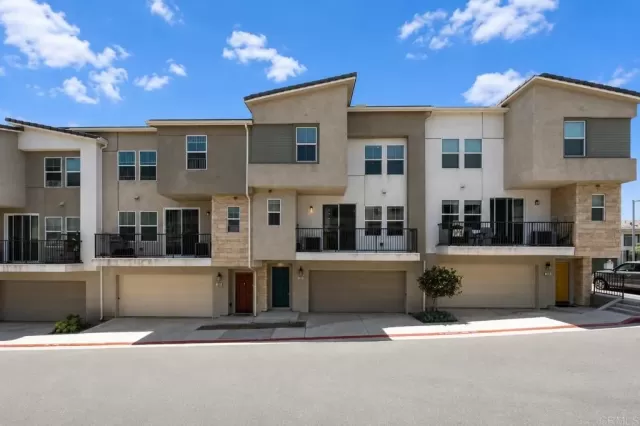 MLS: PTP2604506 Condo For Sale
