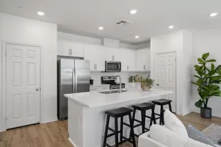 Photo #3: PTP2604506 Listing