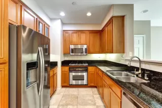 Photo #5: PTP2604533 Listing