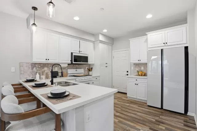 MLS: PTP2604537 Condo For Sale