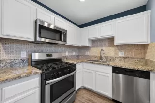 Photo #3: PTP2604574 Listing