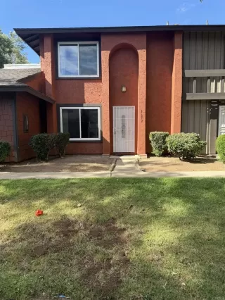 Photo #5: PTP2604584 Listing