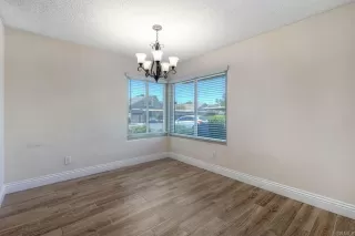 Photo #6: PTP2604632 Listing 