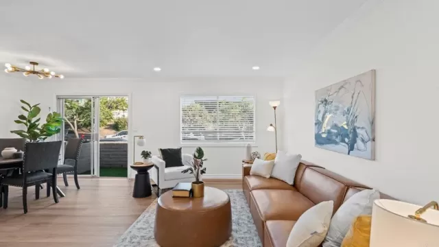 MLS: PTP2604653 Condo For Sale
