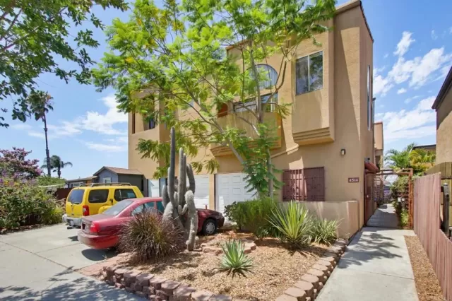 MLS: PTP2604685 Condo For Sale