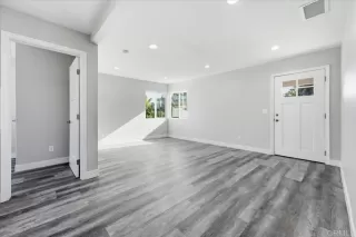 Photo #6: PTP2604767 Listing
