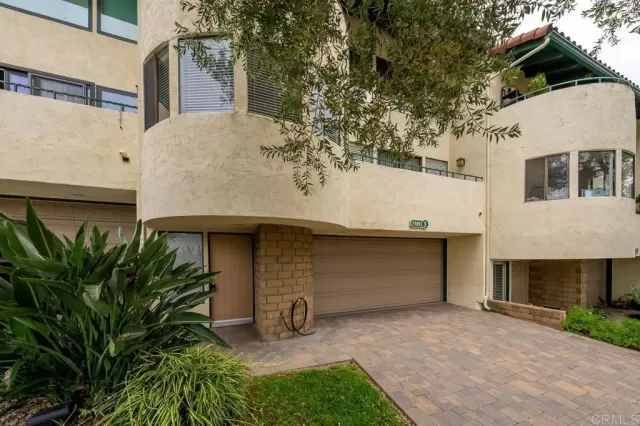 MLS: PTP2604776 Condo For Sale