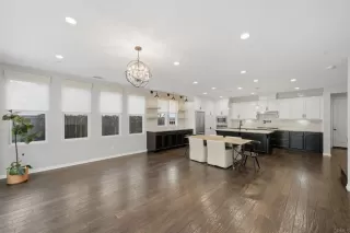 Photo #2: PTP2604806 Listing 