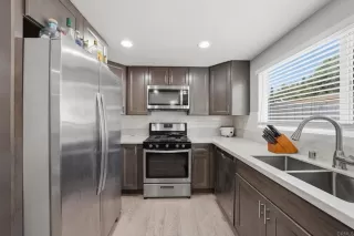 Photo #5: PTP2604824 Listing 