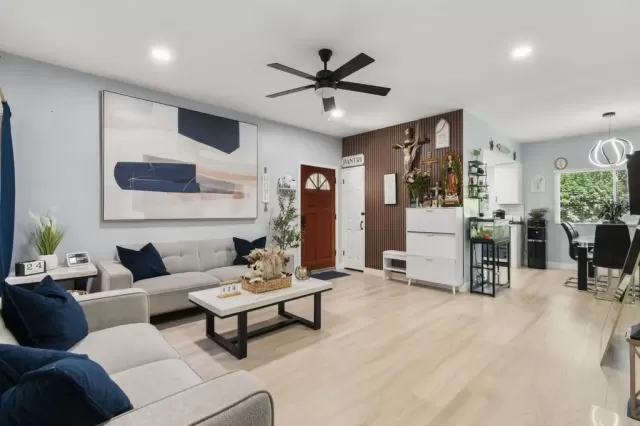 MLS: PTP2604856 Condo For Sale
