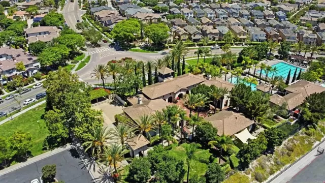 MLS: PTP2604860 Condo For Sale