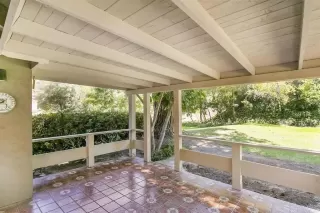 Photo #5: PTP2604900 Listing