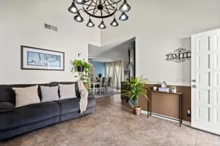 Photo #5: PTP2604981 Listing 