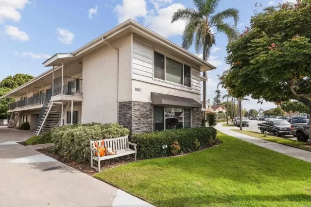MLS: PTP2604984 Condo For Sale