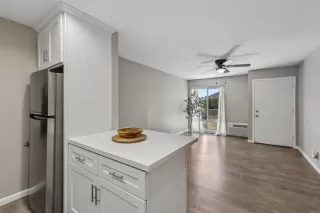 Photo #4: PTP2605004 Listing