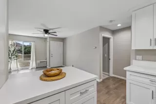 Photo #5: PTP2605004 Listing