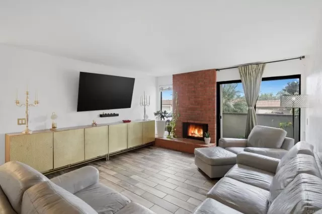 MLS: PTP2605026 Condo For Sale