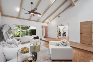 Photo #6: PTP2605029 Listing
